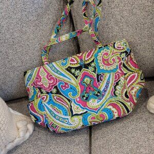 VERA BRADLEY Small Quilted Bag – Like New, Bright Paisley Print